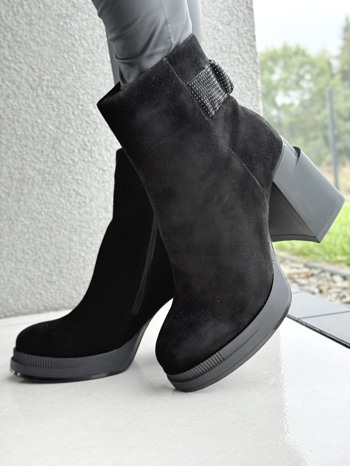 Botki ze skóry naturalnej – klasyka, która trwa