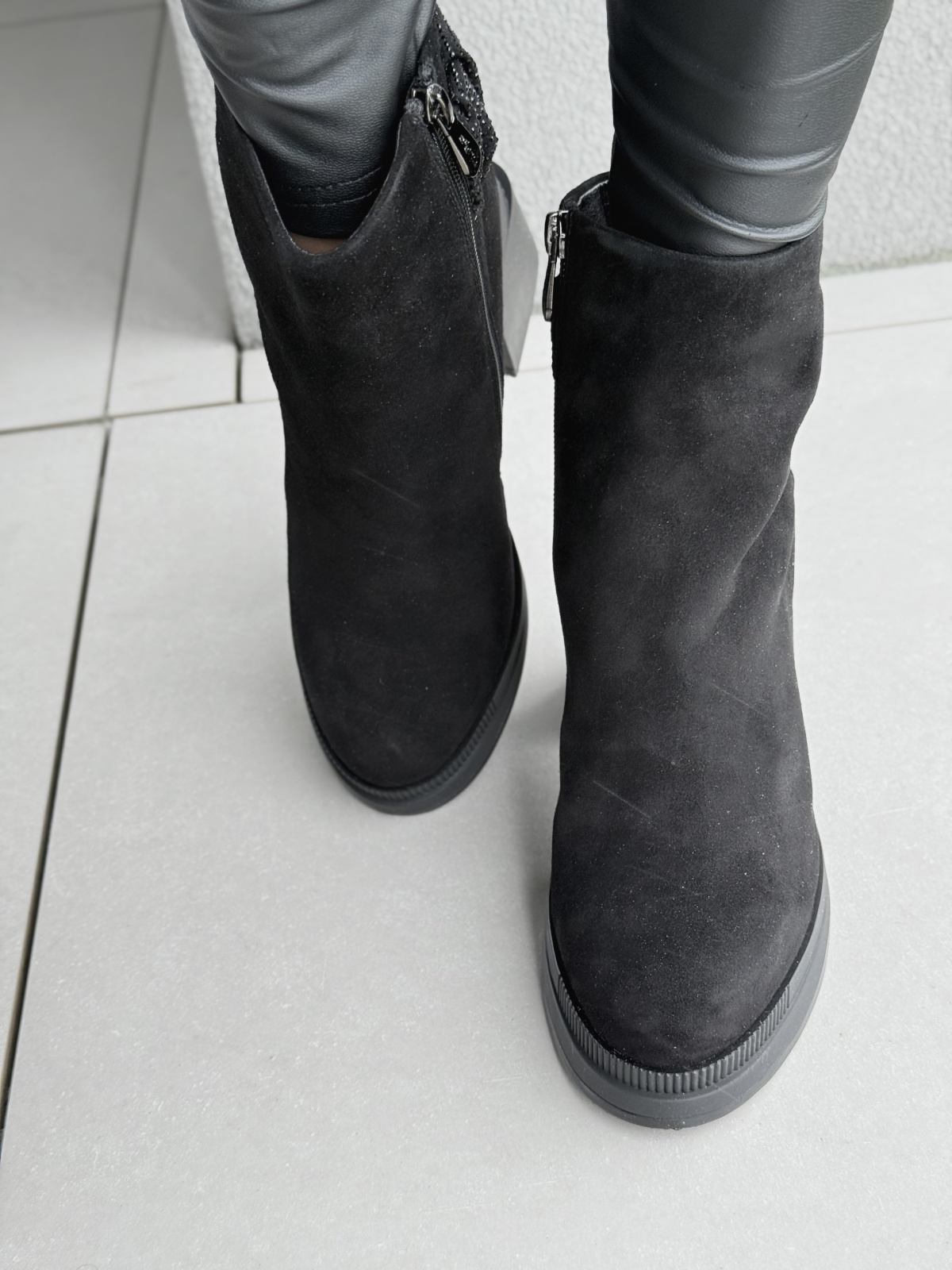 Botki ze skóry naturalnej – klasyka, która trwa