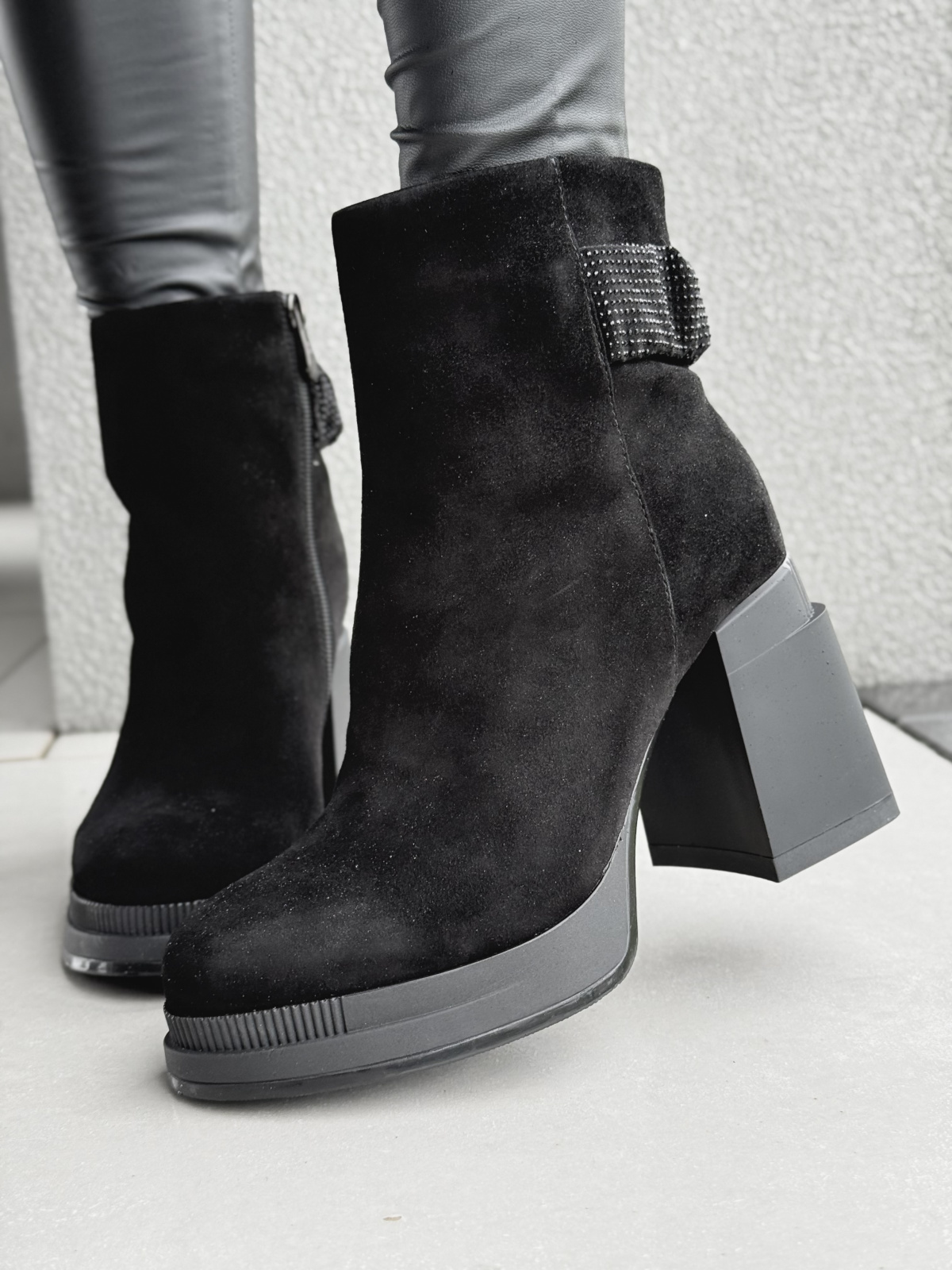 Botki ze skóry naturalnej – klasyka, która trwa