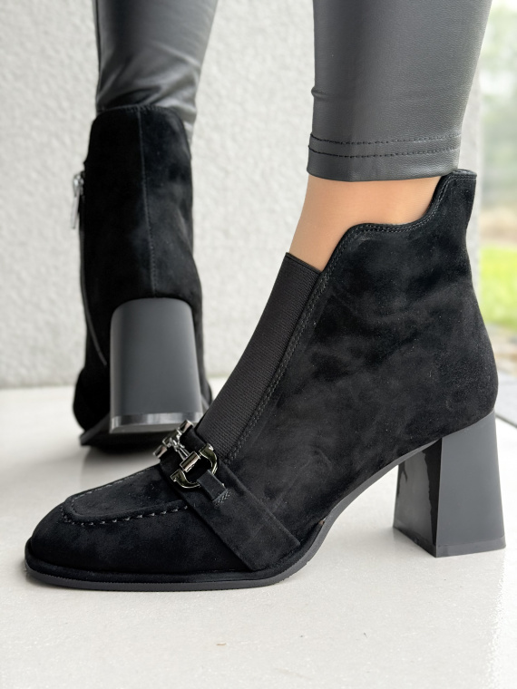 Botki z naturalnej skóry – elegancja, którą poczujesz w każdym kroku