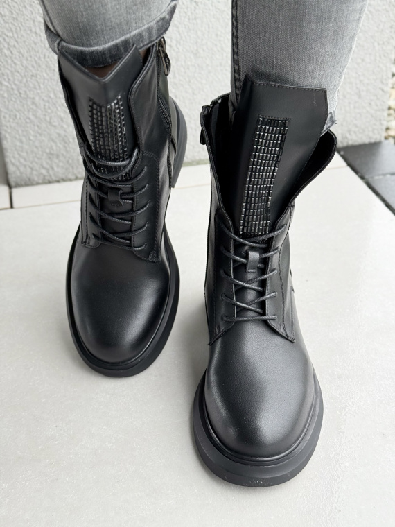 Stylowe botki z naturalnej skóry dla nowoczesnej kobiety