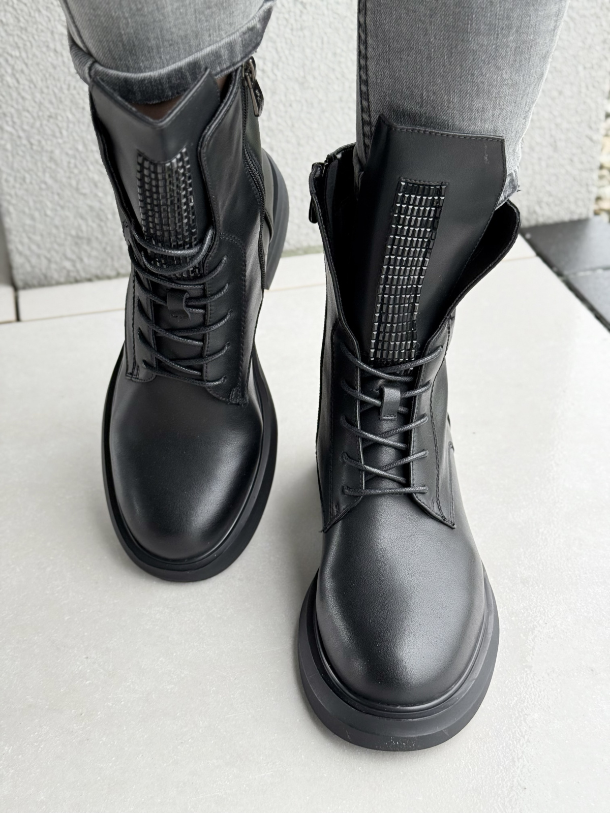 Stylowe botki z naturalnej skóry dla nowoczesnej kobiety