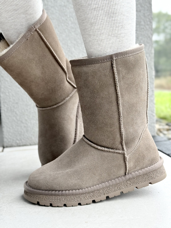 Śniegowce z naturalnej skóry – ciepło, styl i wygoda w jednym