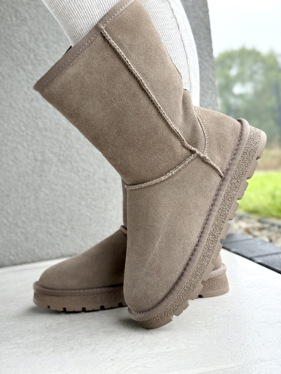 Śniegowce z naturalnej skóry – ciepło, styl i wygoda w jednym