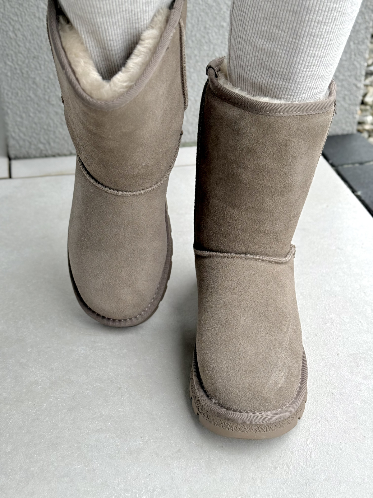 Śniegowce z naturalnej skóry – ciepło, styl i wygoda w jednym