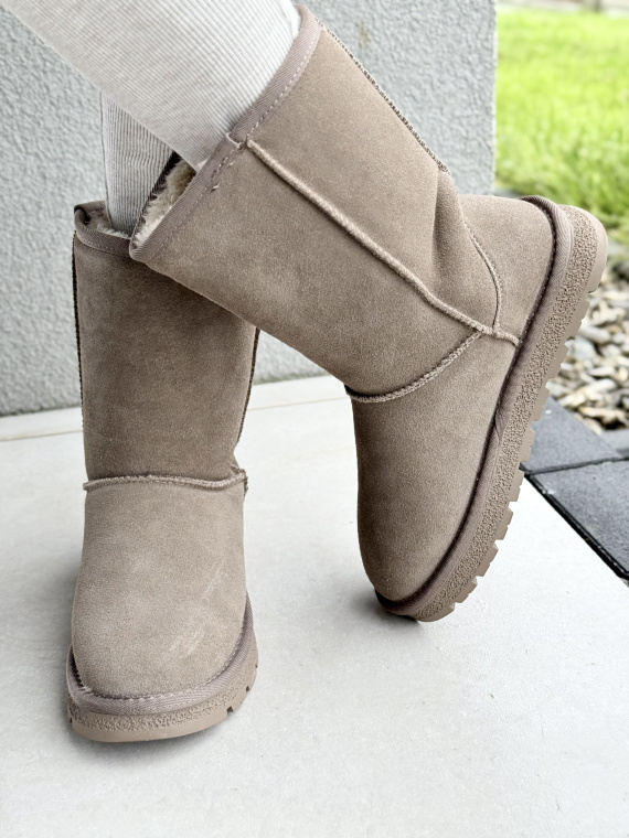 Śniegowce z naturalnej skóry – ciepło, styl i wygoda w jednym