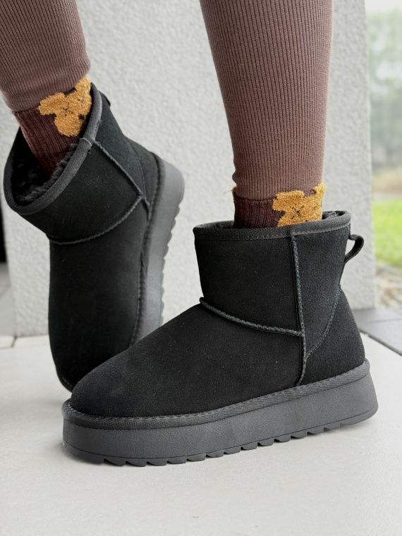 Śniegowce z Naturalnej Skóry – Ciepło, Styl i Komfort na Zimę