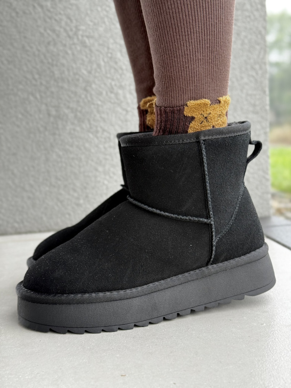 Śniegowce z Naturalnej Skóry – Ciepło, Styl i Komfort na Zimę