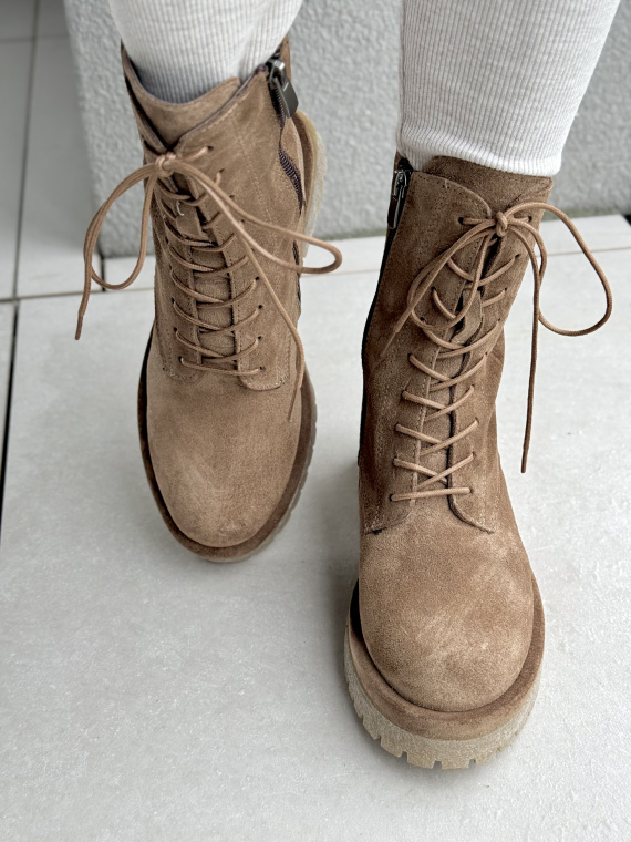 Botki OLEKSY z naturalnej skóry – elegancja w każdym kroku