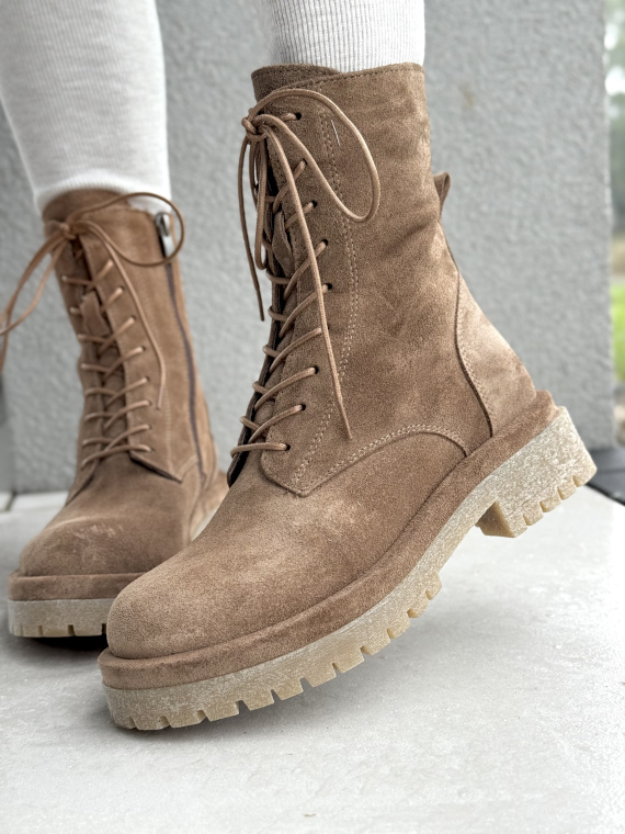 Botki OLEKSY z naturalnej skóry – elegancja w każdym kroku