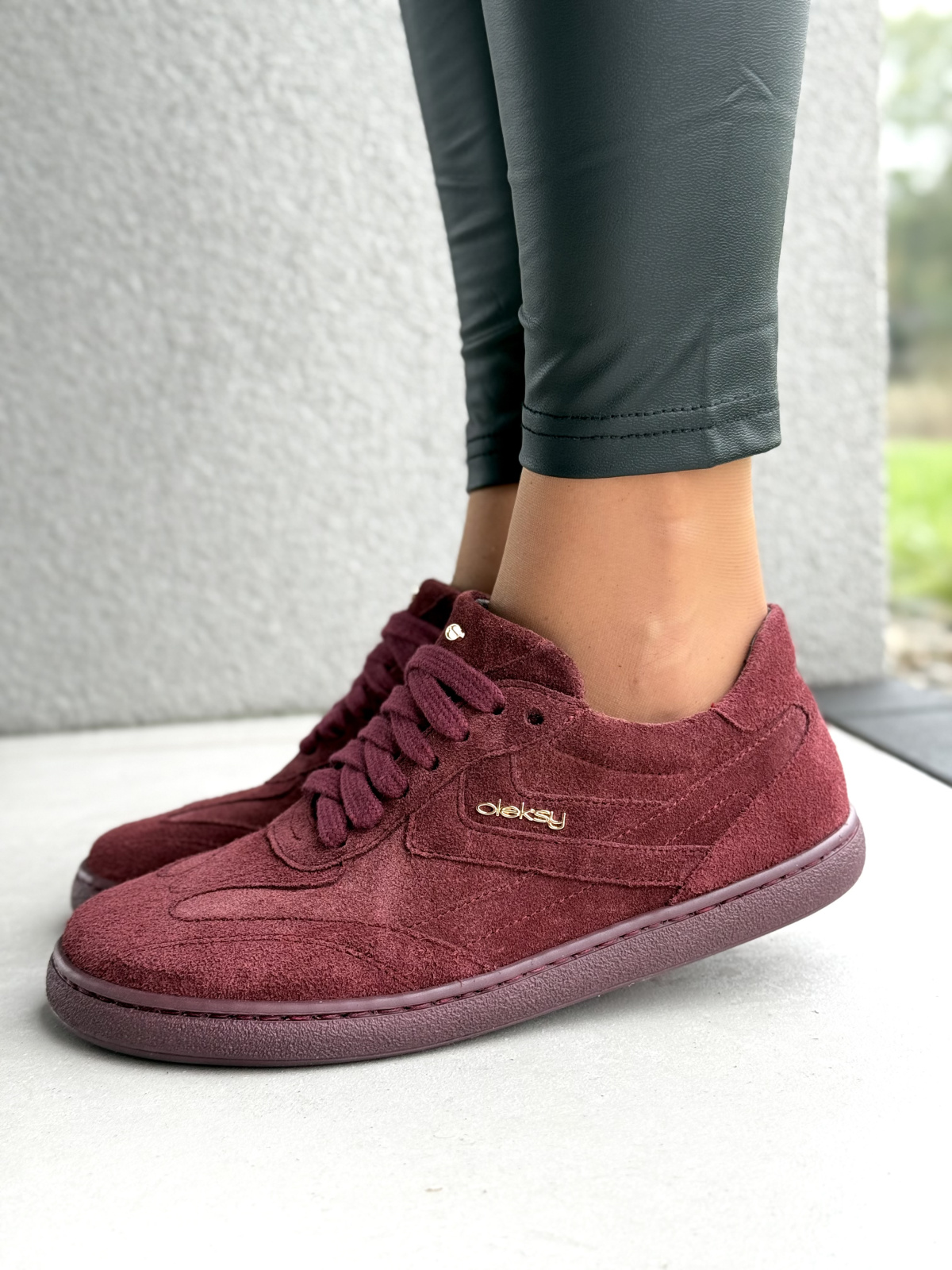 OLEKSY – sneakersy barefoot z naturalnej skóry, stworzone w Polsce