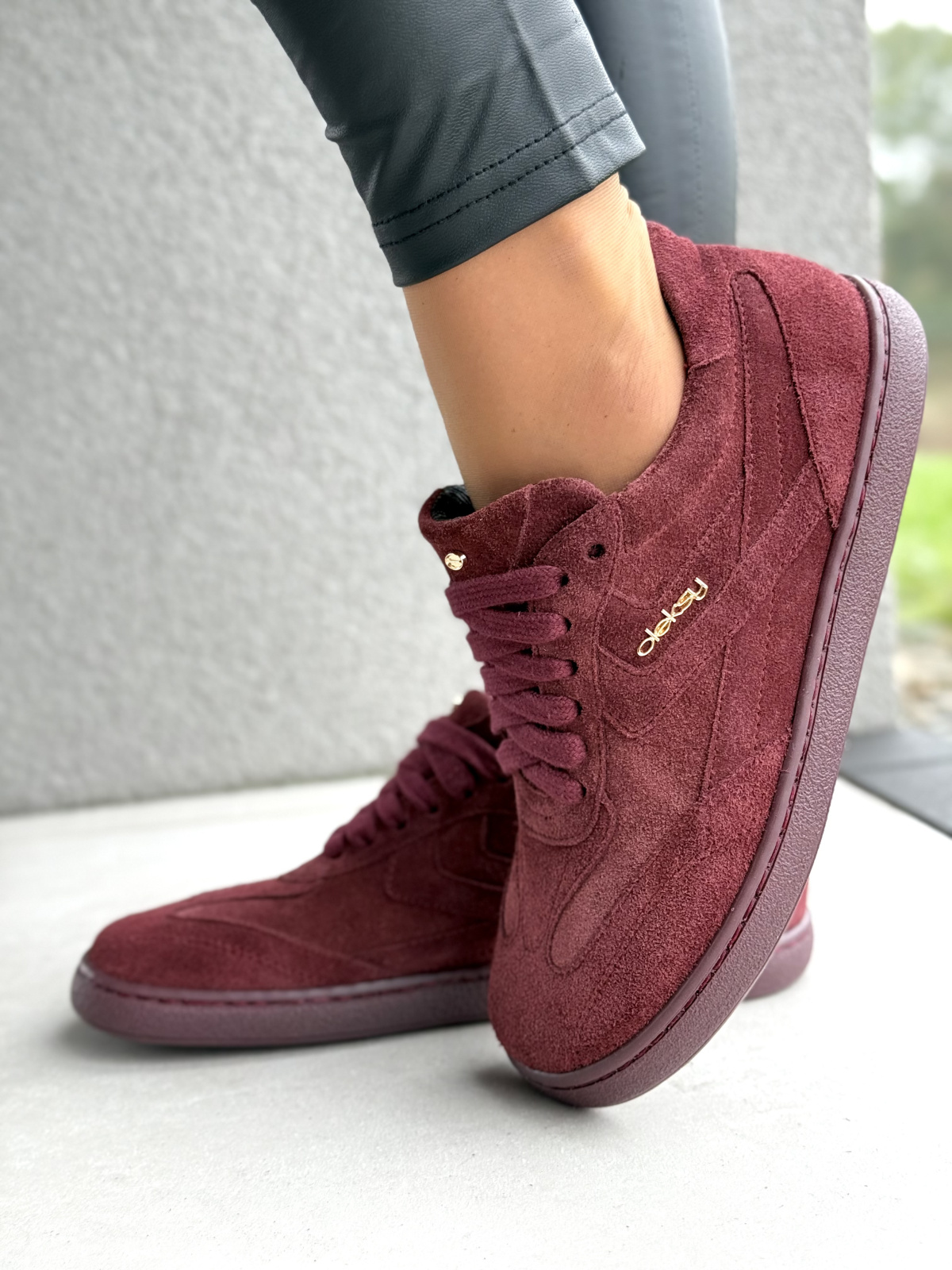 OLEKSY – sneakersy barefoot z naturalnej skóry, stworzone w Polsce