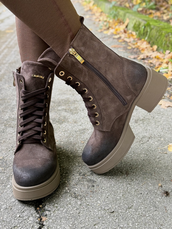 Polskie botki OLEKSY z naturalnej skóry – klasyka i wygoda