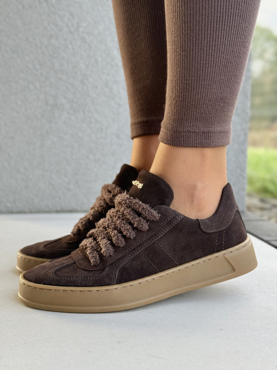 OLEKSY – skórzane sneakersy z naturalnej skóry, stworzone w Polsce