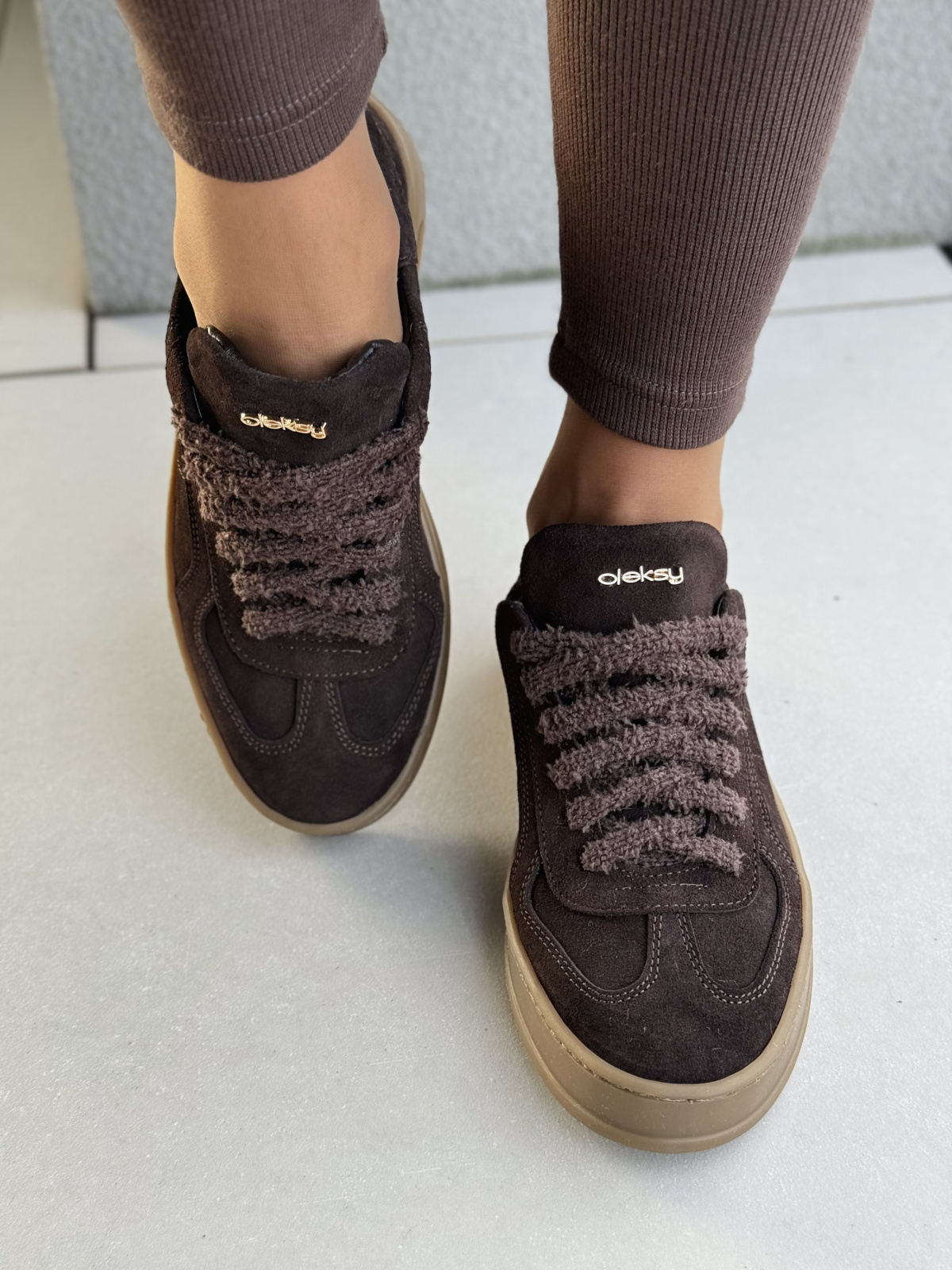 OLEKSY – skórzane sneakersy z naturalnej skóry, stworzone w Polsce