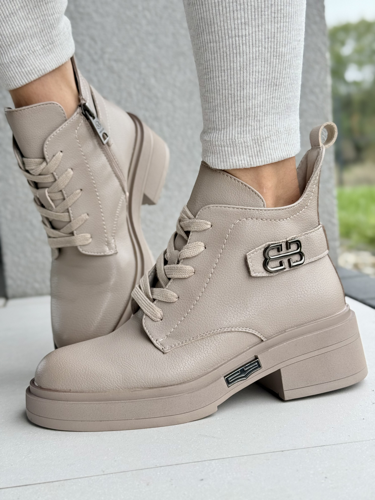 Botki ze skóry naturalnej – styl i komfort w każdym kroku