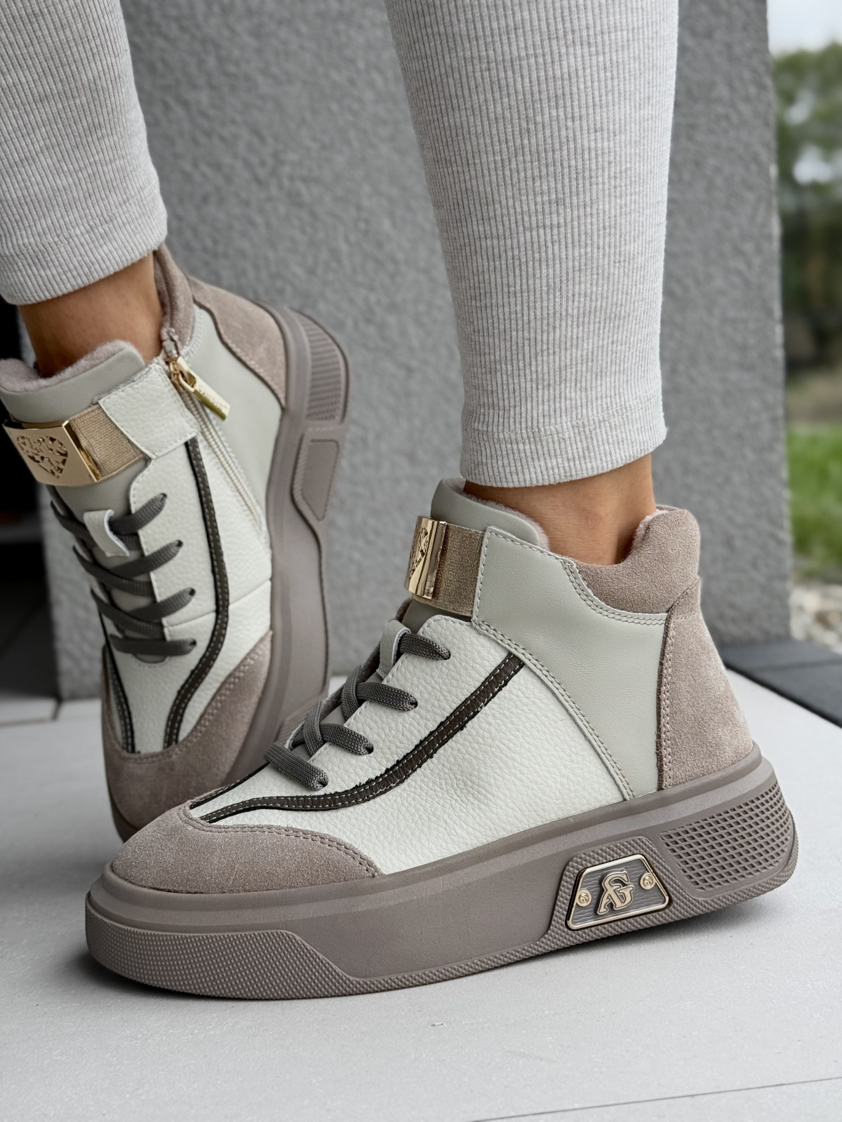 Botki ze skóry naturalnej – styl i komfort w każdym kroku