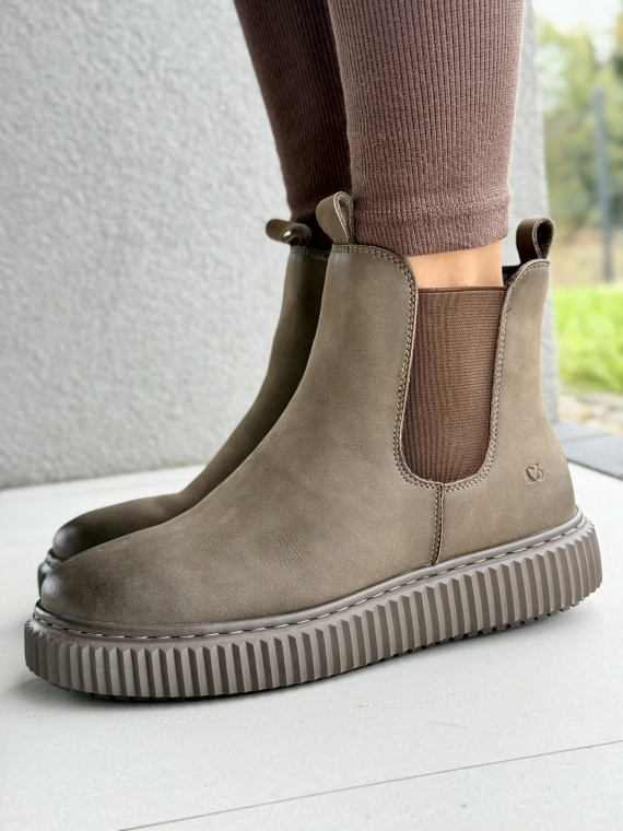 Botki z Naturalnej Skóry – Komfort i Styl na Każdy Dzień