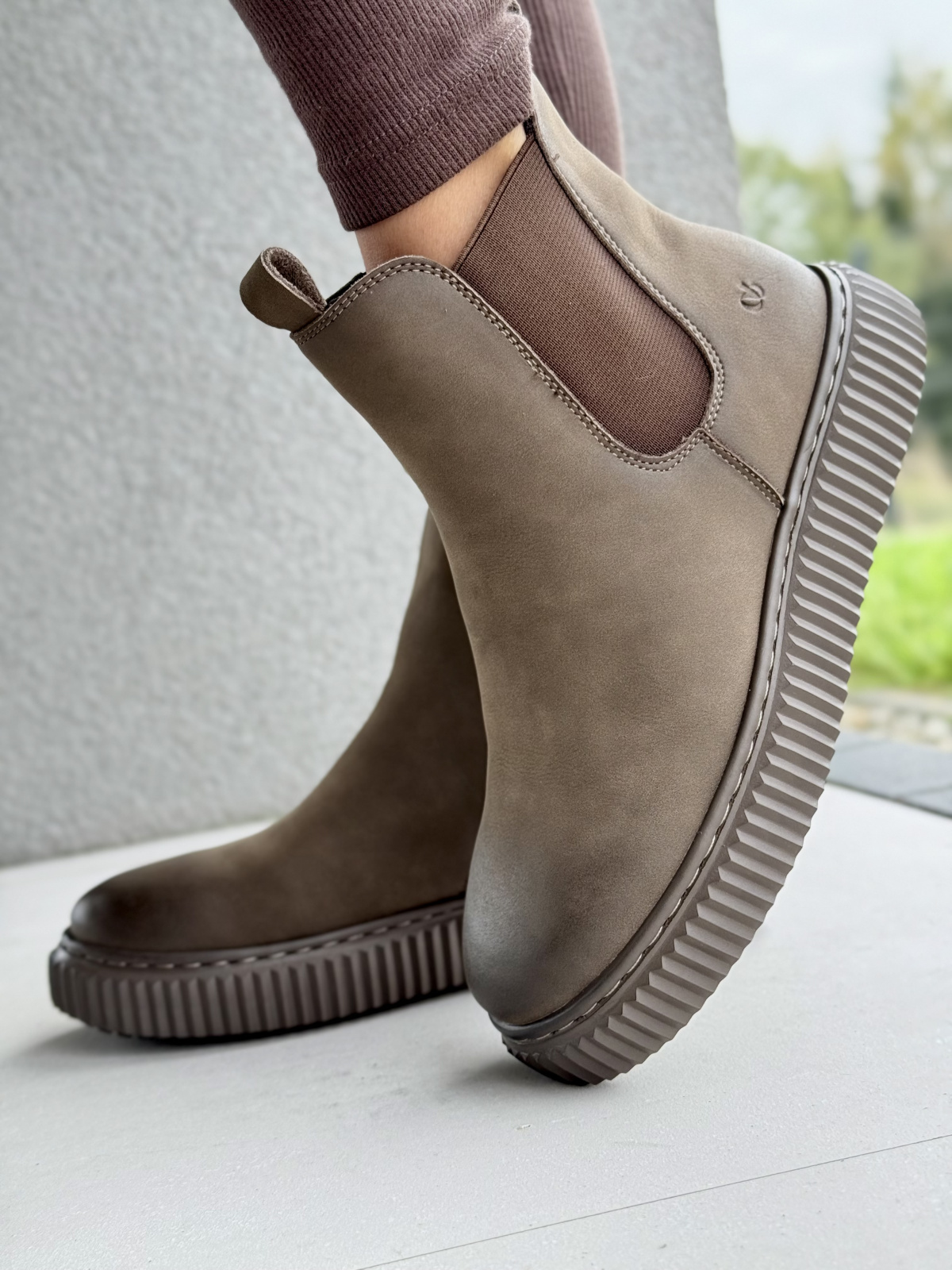 Botki z Naturalnej Skóry – Komfort i Styl na Każdy Dzień