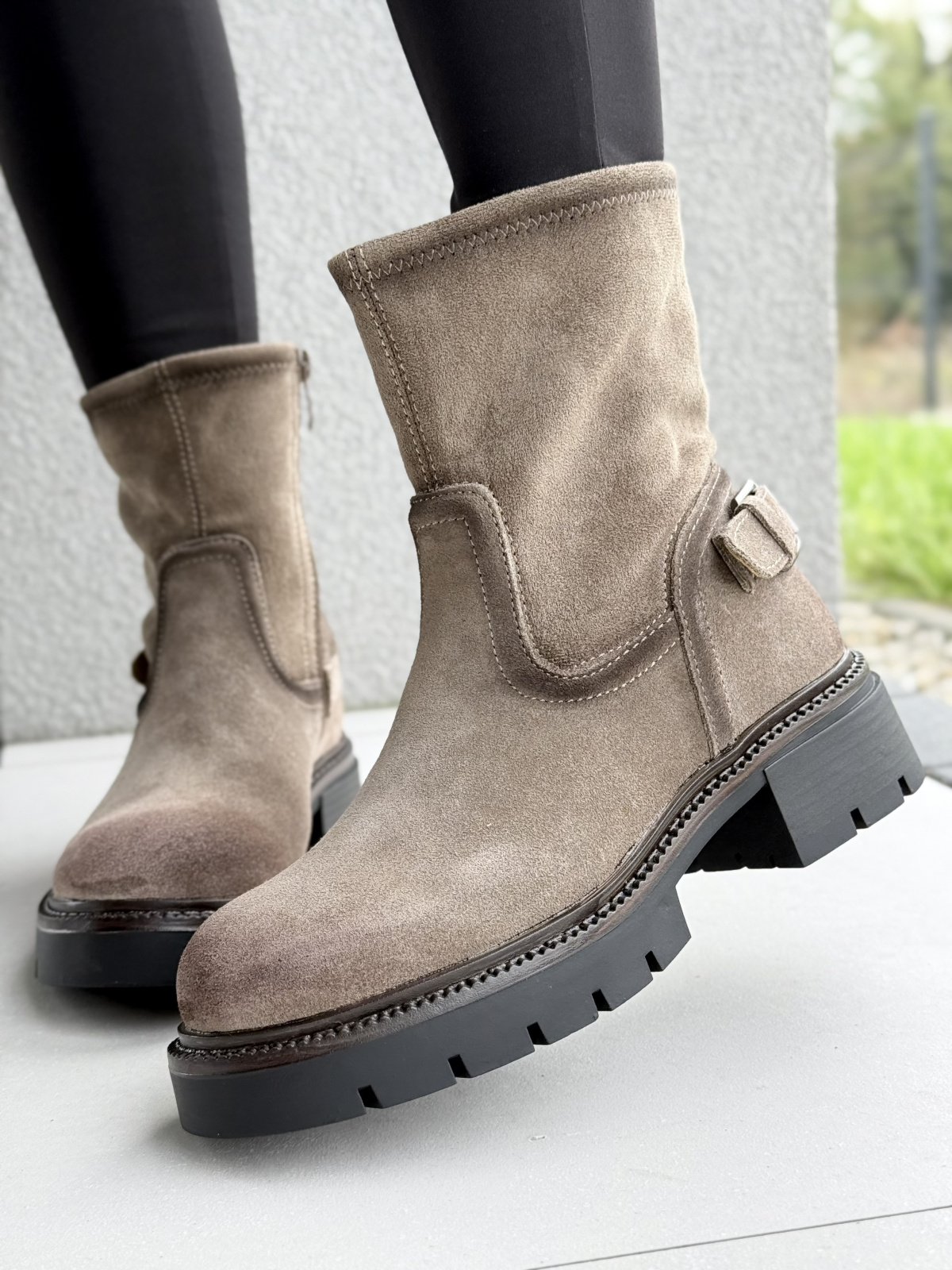 Wygodne botki z naturalnej skóry – idealne na jesień i zimę