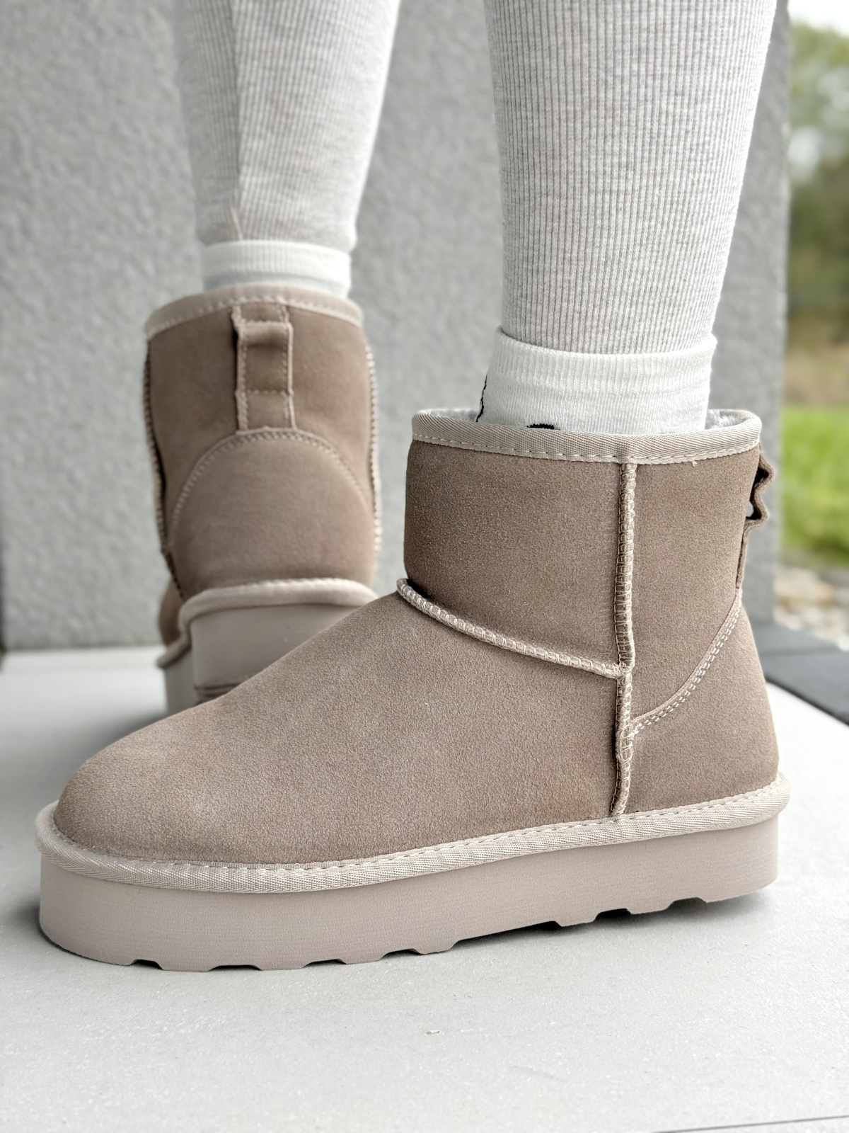 Śniegowce z Naturalnej Skóry – Ciepło, Styl i Komfort w Jednym