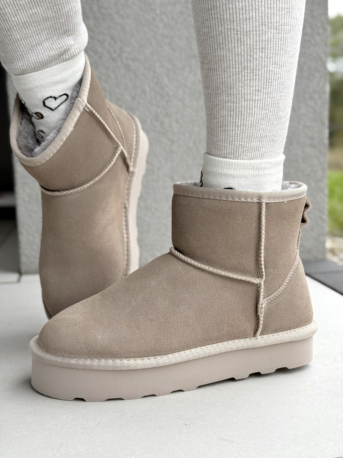 Śniegowce z Naturalnej Skóry – Ciepło, Styl i Komfort w Jednym