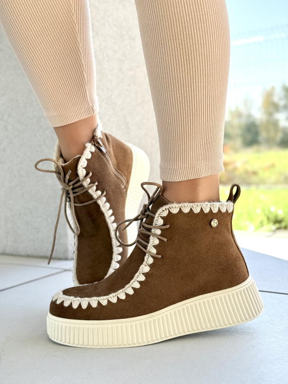 Stylowe śniegowce ze skóry naturalnej – połączenie mody i komfortu