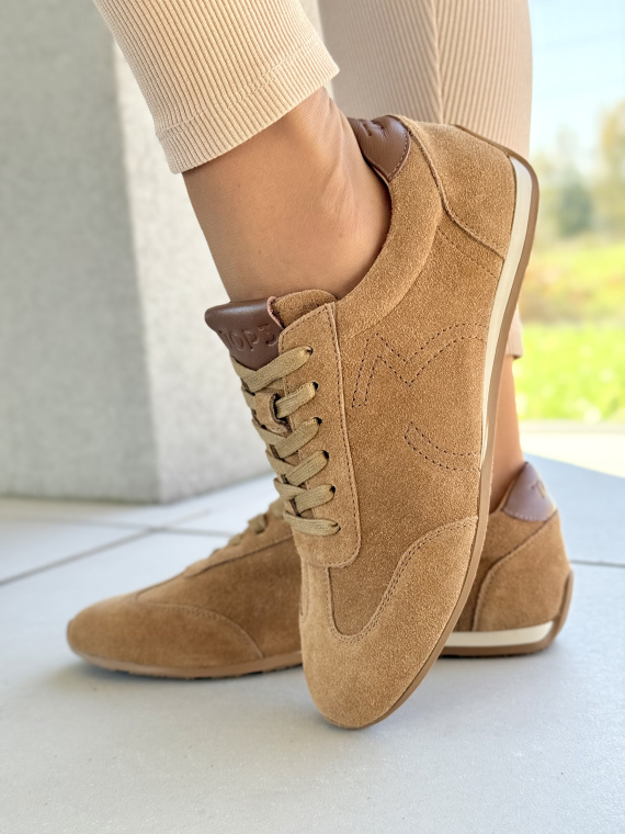 Kobiece sneakersy z naturalnej skóry – miękkość, lekkość, elegancja