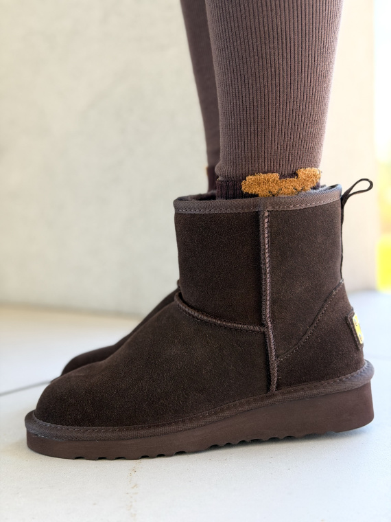 Śniegowce z naturalnej skóry – luksus, który grzeje