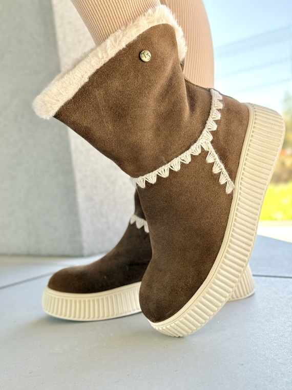 Śniegowce z naturalnej skóry – ciepło, styl i komfort