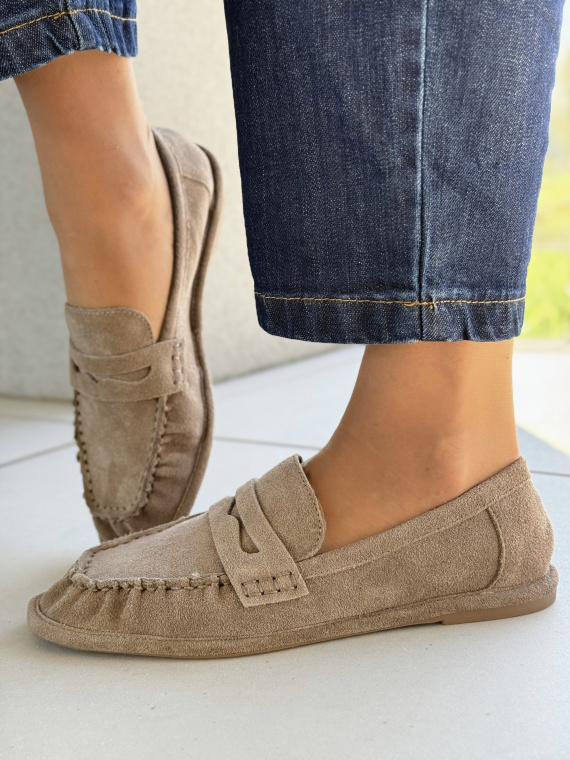 Mokasyny z miękkiej skóry naturalnej – kobiecy styl i niezrównana wygoda