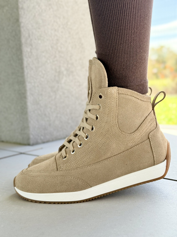 Naturalna skóra, polska jakość – sneakersy OLEKSY