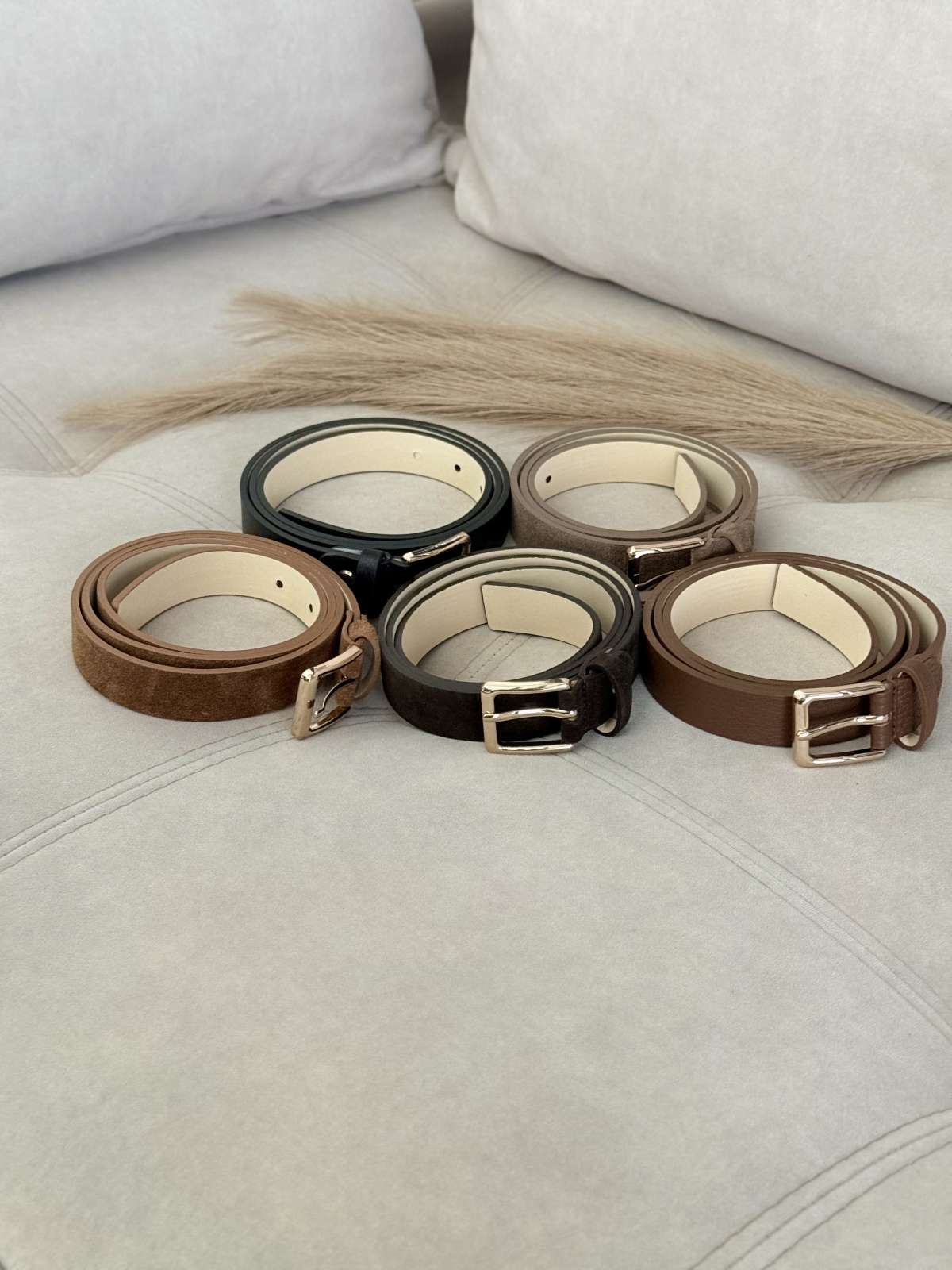 Pasek damski taupe ze skóry naturalnej