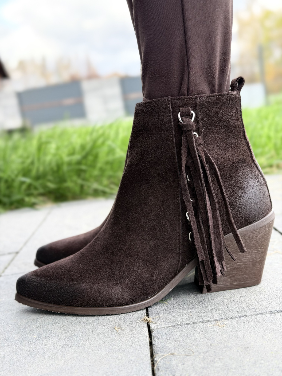 Naturalna skóra, polskie rzemiosło – kowbojki OLEKSY