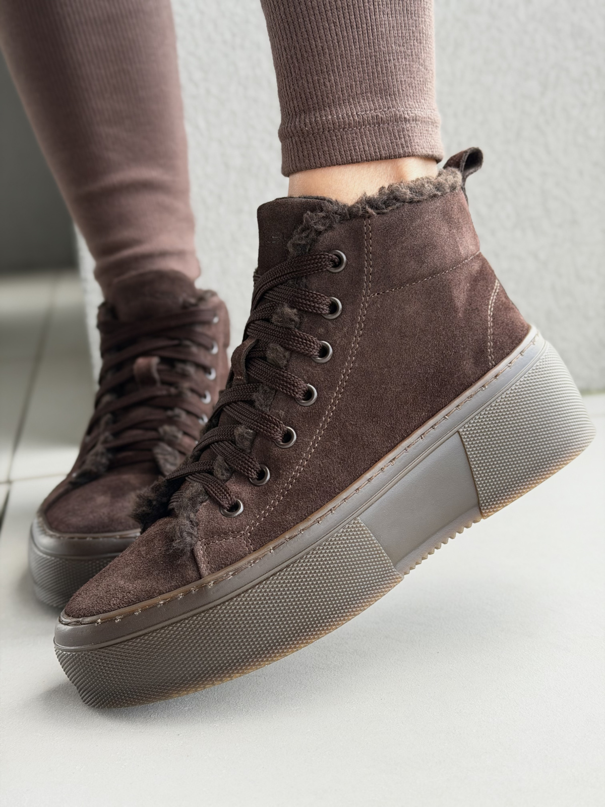 Sneakersy damskie ze skóry naturalnej Polskiej produkcji