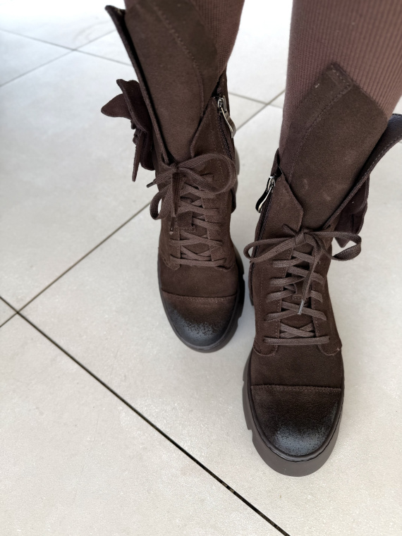 OLEKSY – wyjątkowe botki z naturalnej skóry, stworzone w Polsce