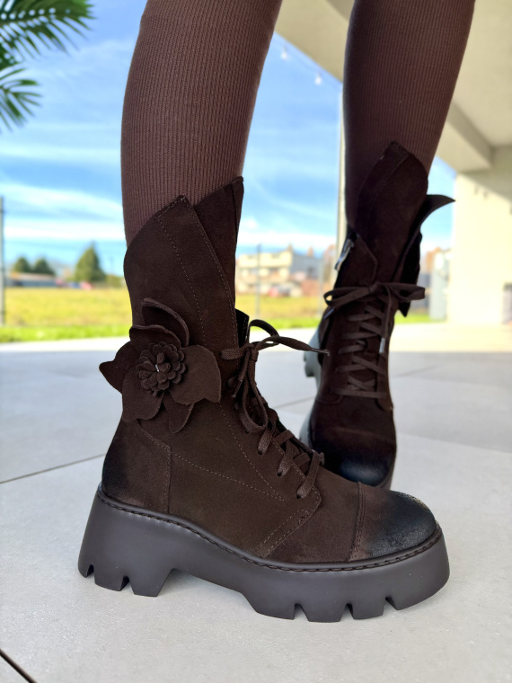 OLEKSY – wyjątkowe botki z naturalnej skóry, stworzone w Polsce