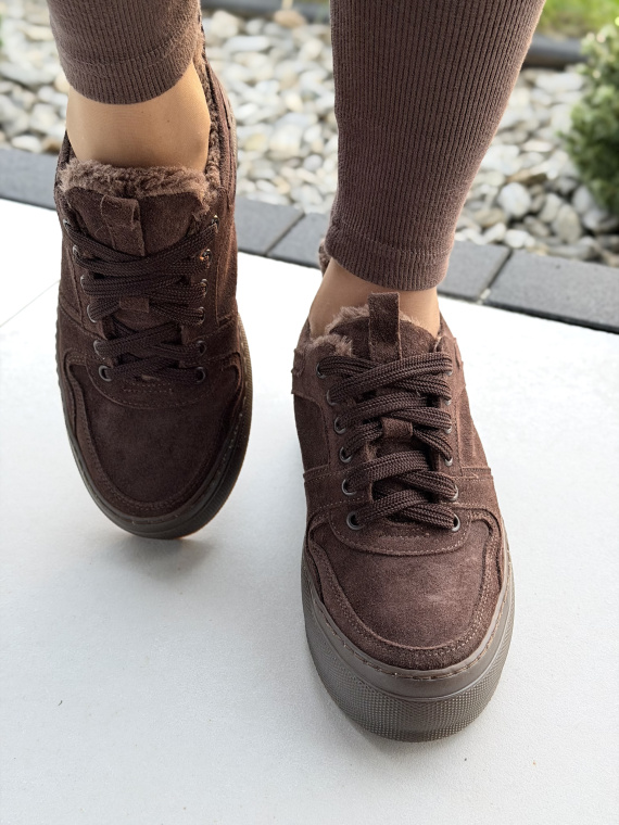 OLEKSY – wyjątkowe sneakersy z naturalnej skóry, stworzone w Polsce