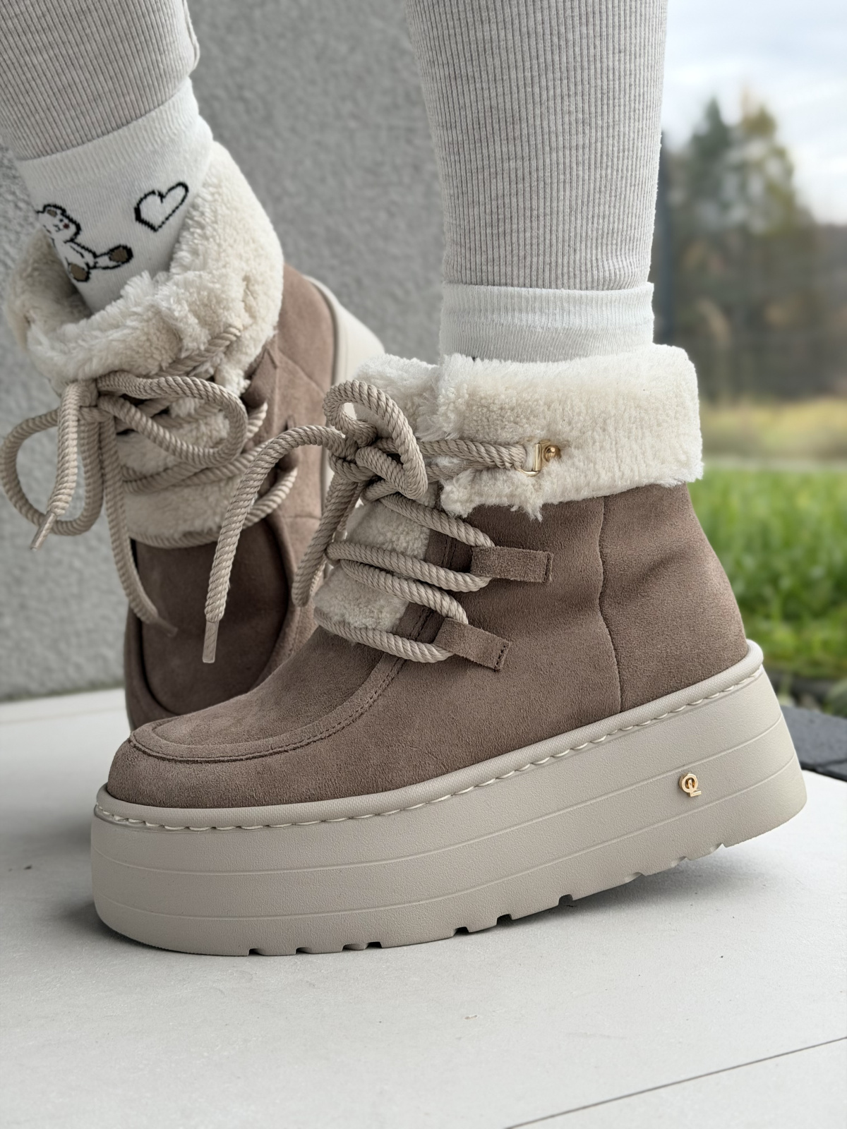 NATURALNA SKÓRA, POLSKA JAKOŚĆ - ŚNIEGOWCE OLEKSY