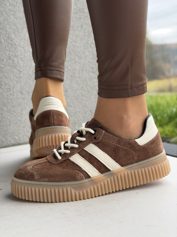 Kobiece sneakersy z naturalnej skóry – miękkość, lekkość, elegancja