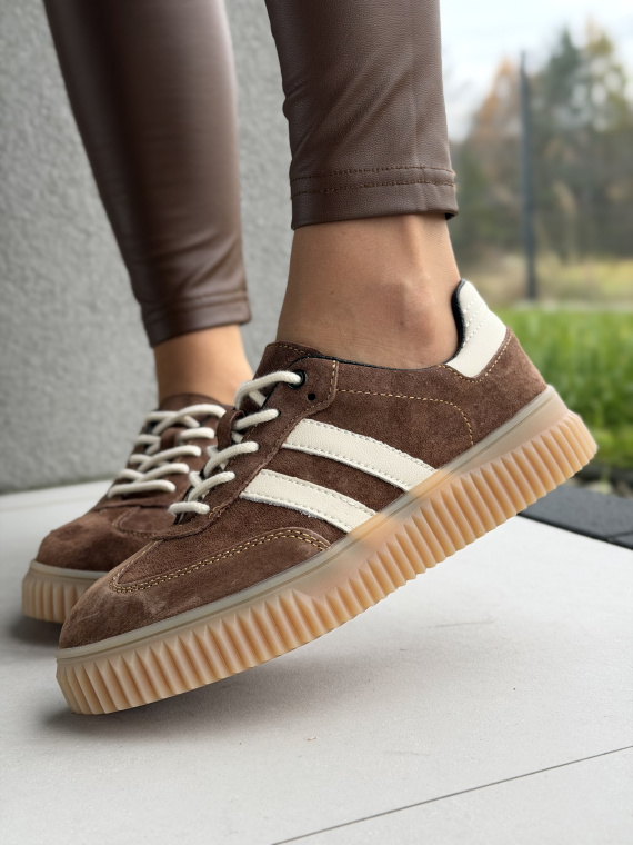 Kobiece sneakersy z naturalnej skóry – miękkość, lekkość, elegancja