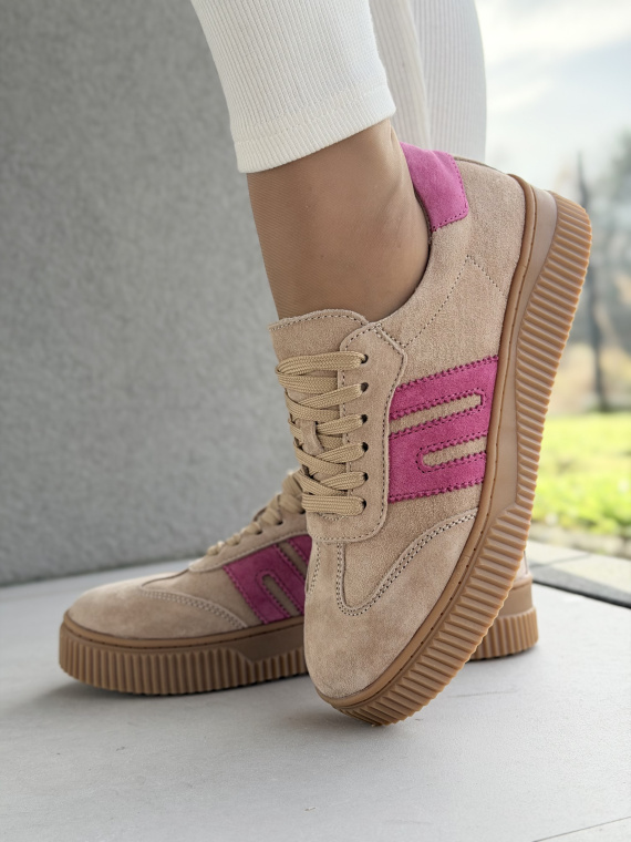 Sneakersy ze skóry naturalnej – luksus na co dzień