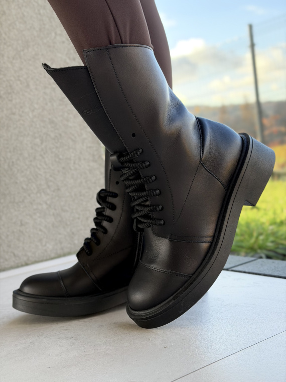 Czarne botki OLEKSY ze skóry naturalnej Polskiej produkcji