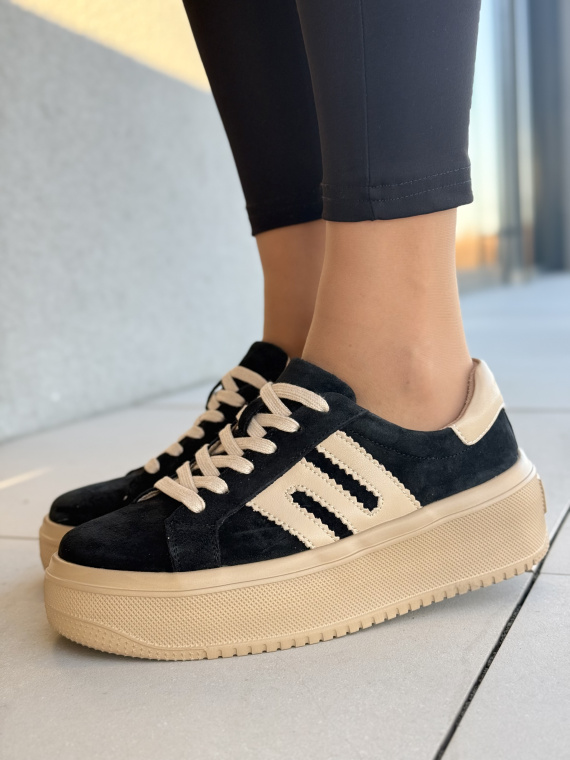 Sneakersy ze skóry naturalnej – luksus na co dzień