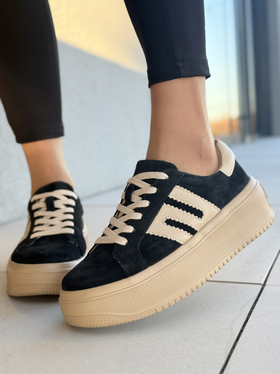 Sneakersy ze skóry naturalnej – luksus na co dzień