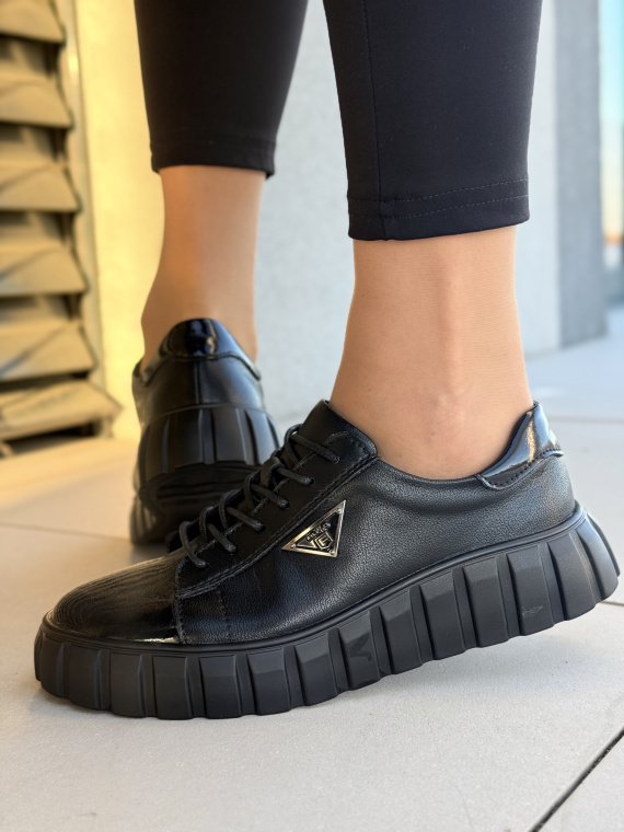 Stylowe sneakersy ze Skóry Naturalnej