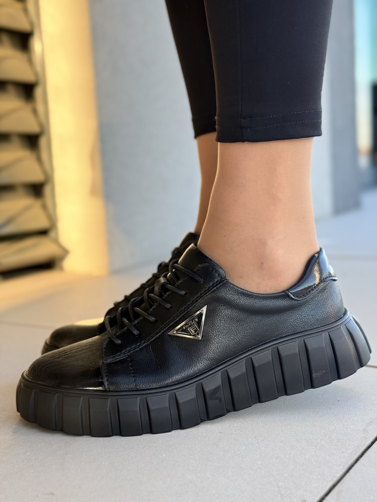 Stylowe sneakersy ze Skóry Naturalnej