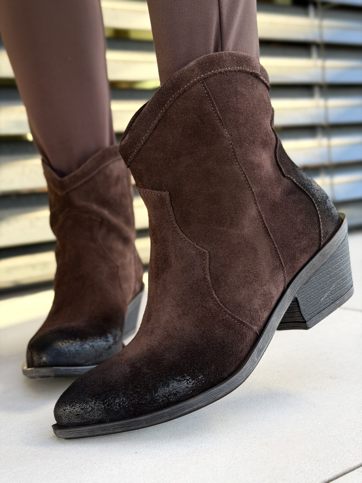 Brązowe kowbojki ze skóry naturalnej OLEKSY – polska jakość i styl