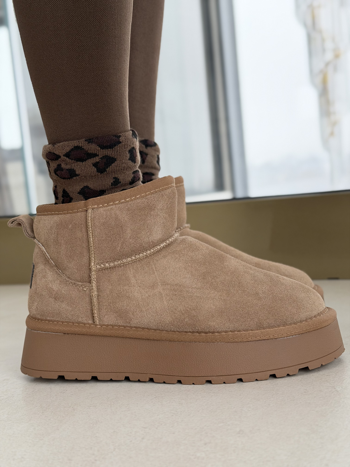 Śniegowce ze skóry naturalnej – ciepło, styl i luksus w jednym