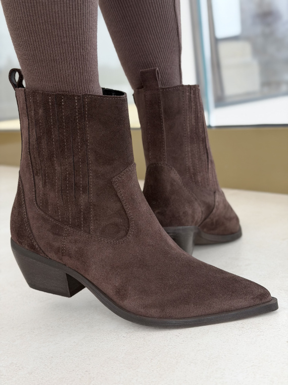 Brązowe kowbojki ze skóry naturalnej OLEKSY – polska jakość i styl